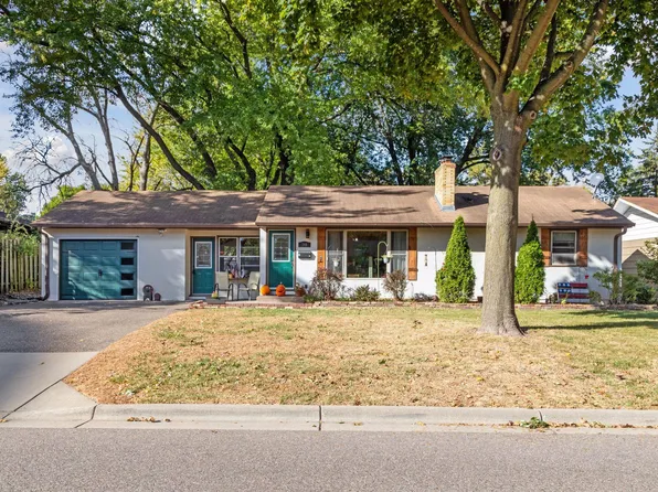 340 18th Ave S, South Saint Paul, MN 55075