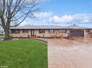 15431 S Pratt Ln, Plainfield, IL 60544