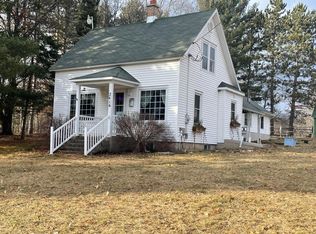 2416 W Maplehurst Dr, Roscommon, MI 48653