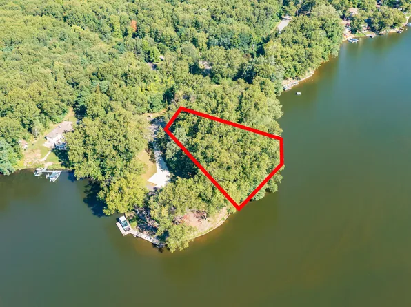 Mapleview Dr, Paw Paw, MI 49079