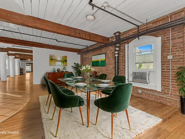 85 South Street image 2 of 11