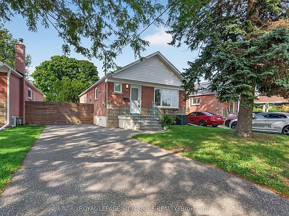 2nd image of 24 Glenshaw Cres