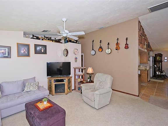 5th image of 9281 Oak Bridge Ct