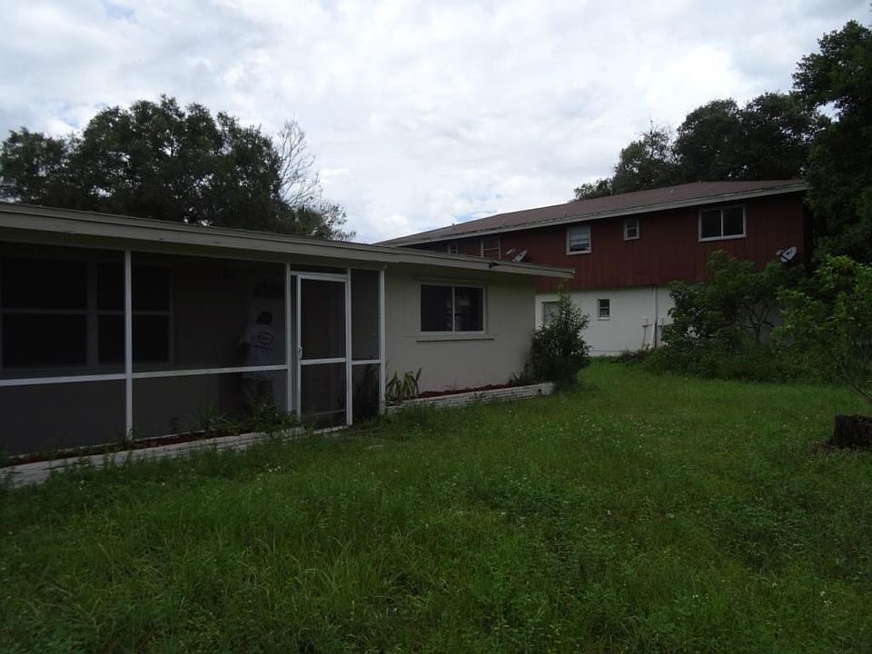 2nd image of 1044 Rose Ave