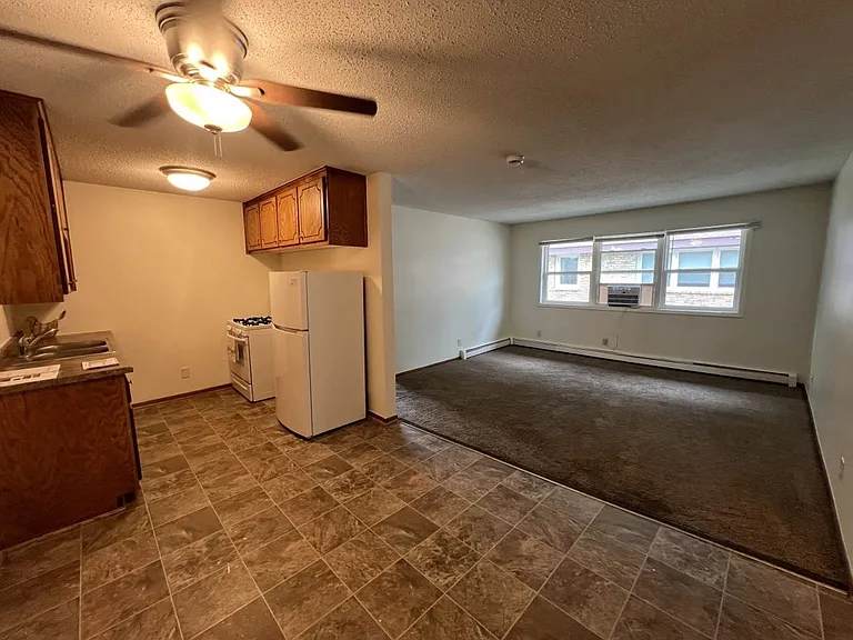 MV Apartments — Photo 19