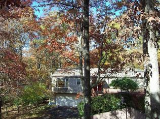 1008 Woodmount Dr, New Albany, IN 47150