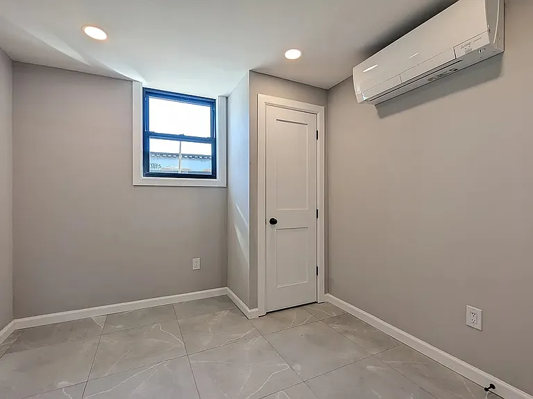 1899 Atlantic Ave #1 — Photo 15