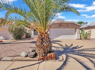 2634 N Saffron Cir, Mesa, AZ 85215