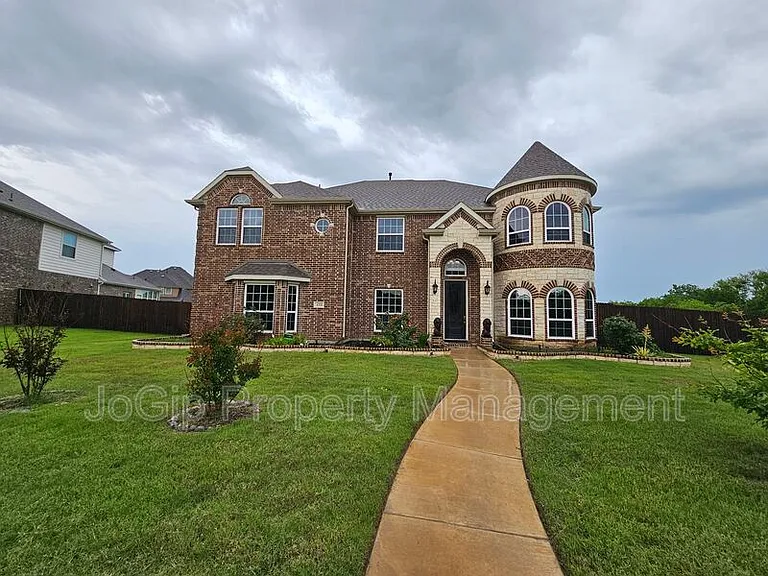 4318 Egret Ct — Photo 1