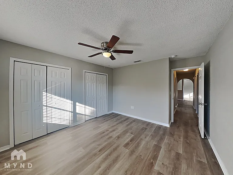 10327 Lansfield St — Photo 20