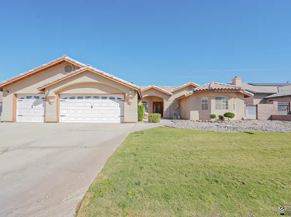 1464 W 32nd Pl, Yuma, AZ 85365