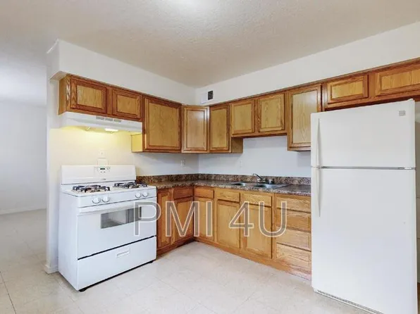 233 Tennessee St NE Unit D, Albuquerque, NM 87108