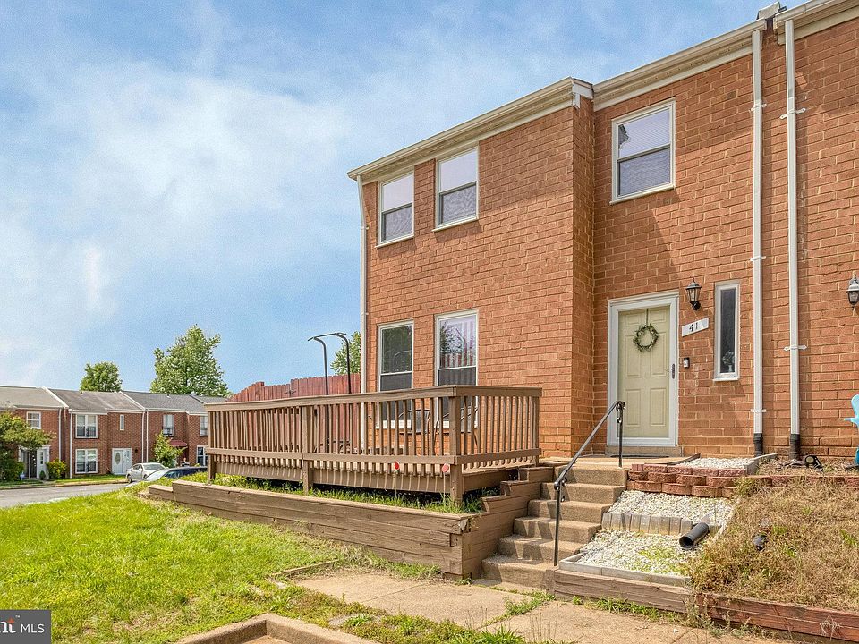 1st image of 41 Chestnut Dr