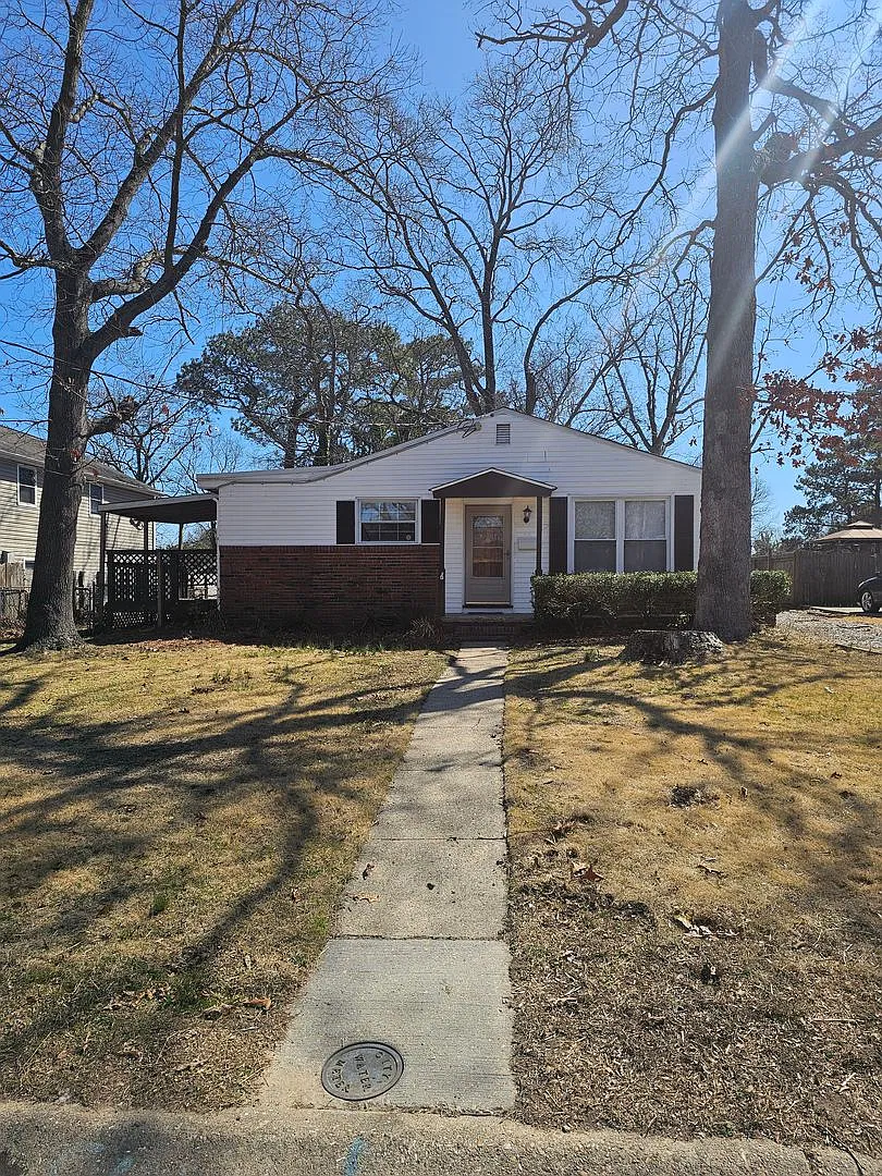 8384 Capeview Ave — Photo 1