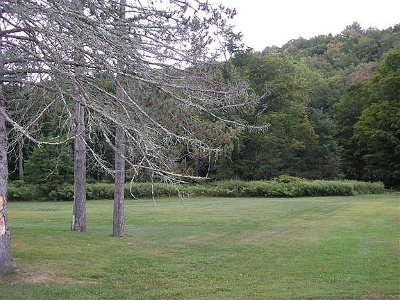 4th image of 19 Creekside Dr