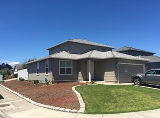 447 Saint Clair Way, Eagle Pt, OR 97524