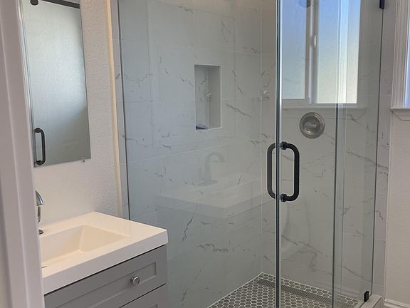 Modern walk in shower