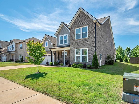 2nd image of 24578 Beacon Cir