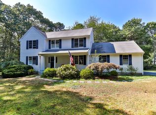 29 Woodridge Rd, East Sandwich, MA 02537