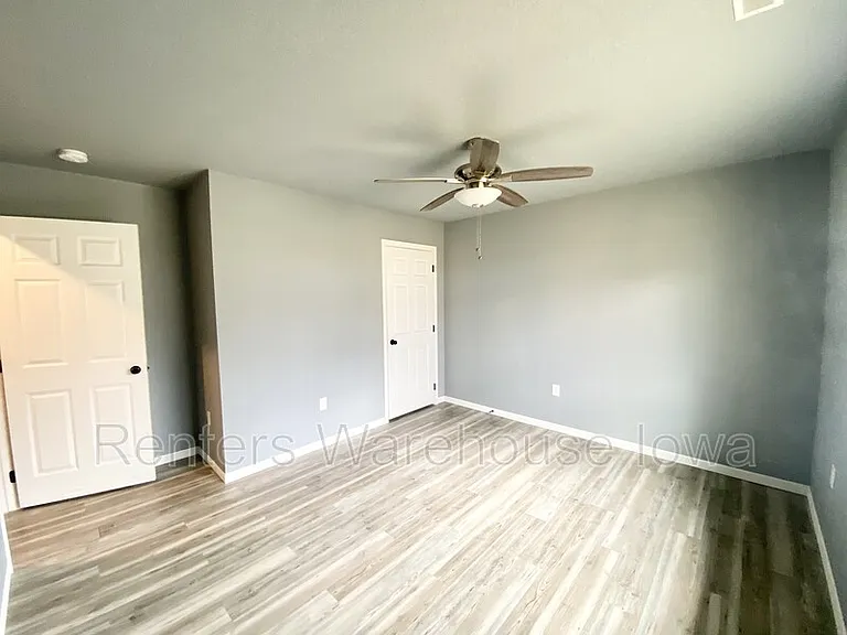 217 E Front St #B — Photo 8