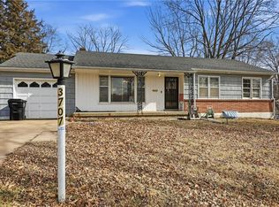 3707 S Canterbury Pl, Independence, MO 64055