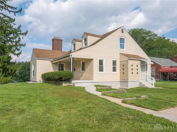 4164 Oakridge Dr, Dayton, OH 45417