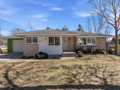 1213 Gomer Drive, Beaver Dam, WI, 53916