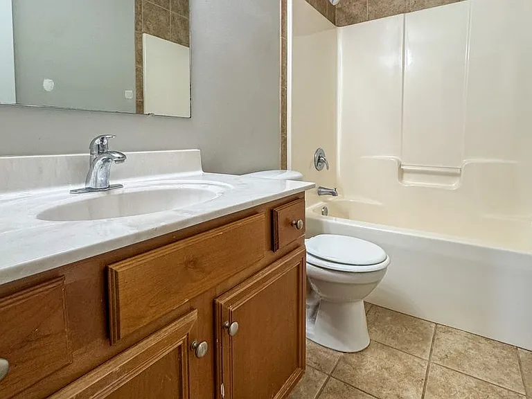 381 Chamberlin Blvd — Photo 20