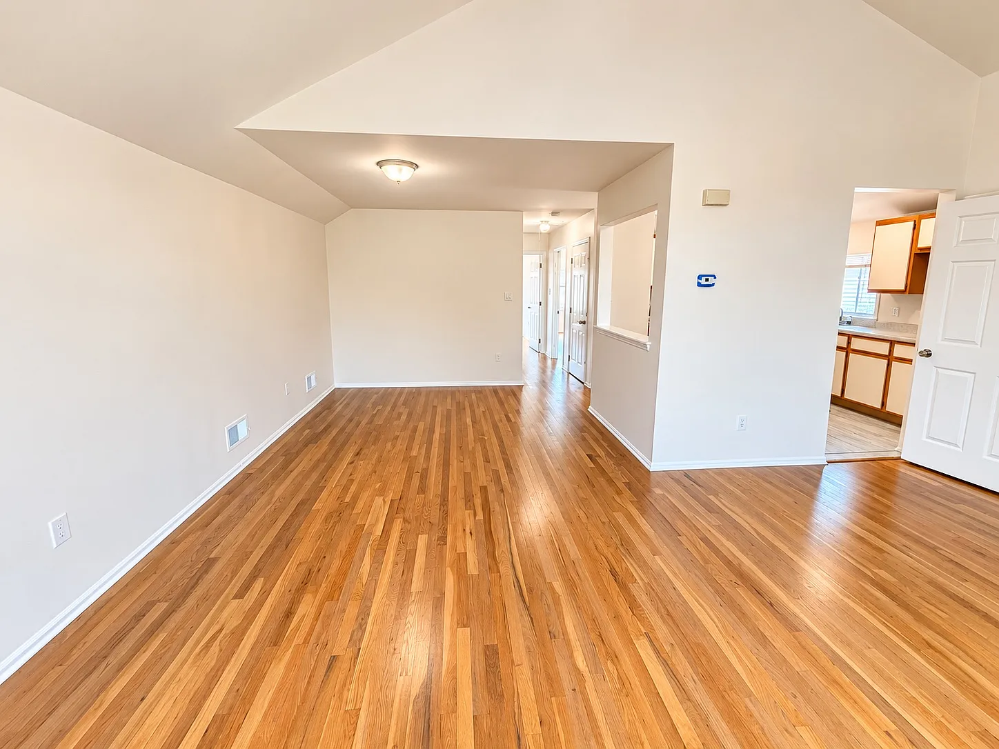 2 bed, $2,800 — Photo 3