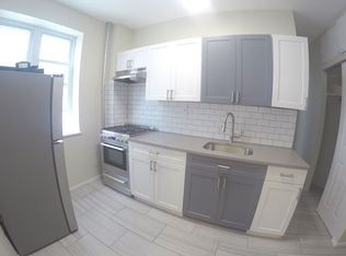 3262 44th St APT 1R, Astoria, NY 11103