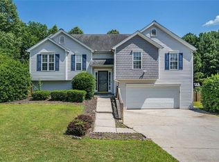 5060 Meadow Overlook Dr, Cumming, GA 30040