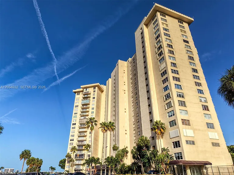 11111 Biscayne Blvd #5A — Photo 54
