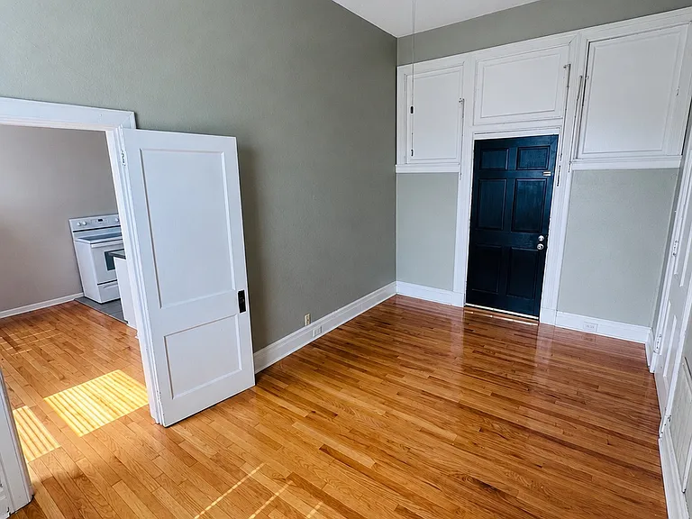 301 W Loveland Ave #8 — Photo 2
