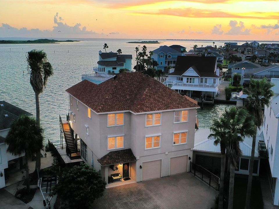 1207 Oahu Dr, Tiki Island, TX 77554 Zillow