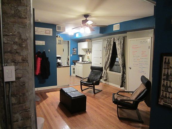 4th image of 1403 W Diversey Pkwy APT 4