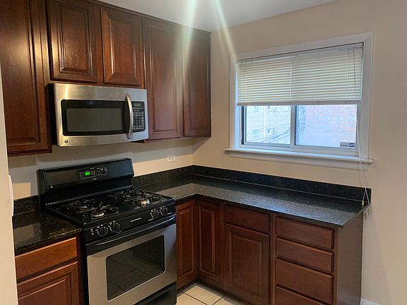 5th image of 5543 N Campbell Ave APT 3A