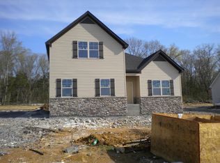1202 Starhurst Dr, Murfreesboro, TN 37128