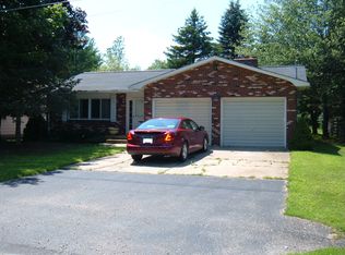 1041 Wadsworth St, East Tawas, MI 48730