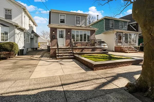 1st image of 1947 Kimball St