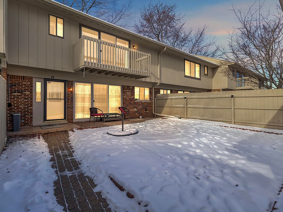 1st image of 42371 Dianna Ct