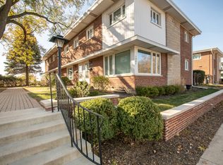 1001 Peterson Ave UNIT A, Park Ridge, IL 60068