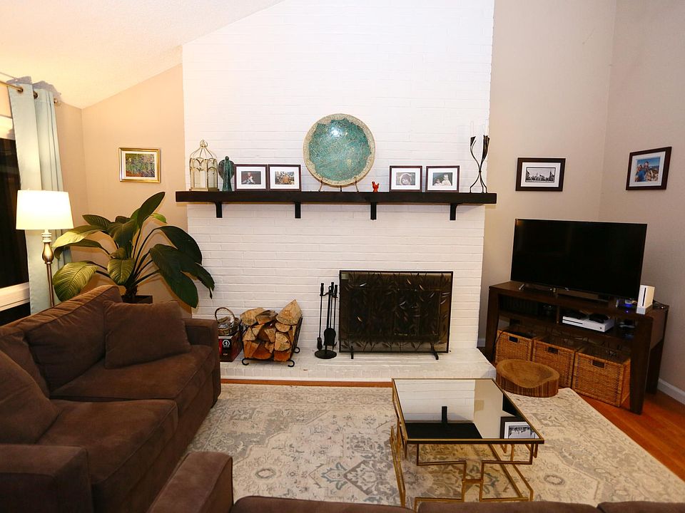 1st image of 15216 NE 8th St APT H3
