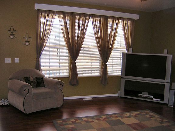 Spacious Living Room