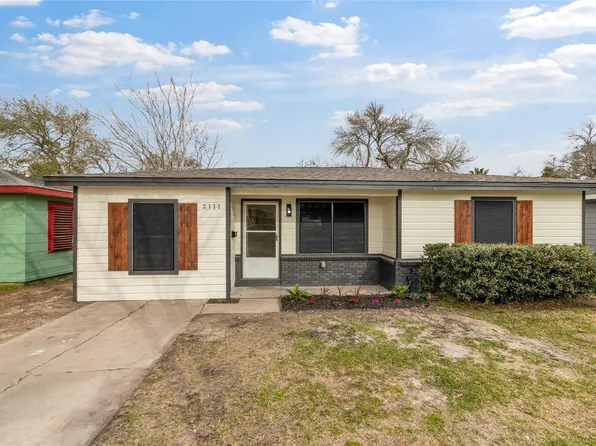 2111 Briar Ln, La Marque, TX 77568