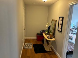 93 Elm St APT 3, Worcester, MA 01609