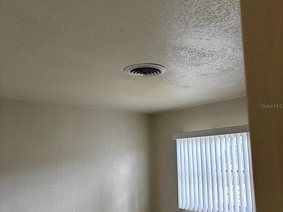 5th image of 4444 Swift Rd APT 23