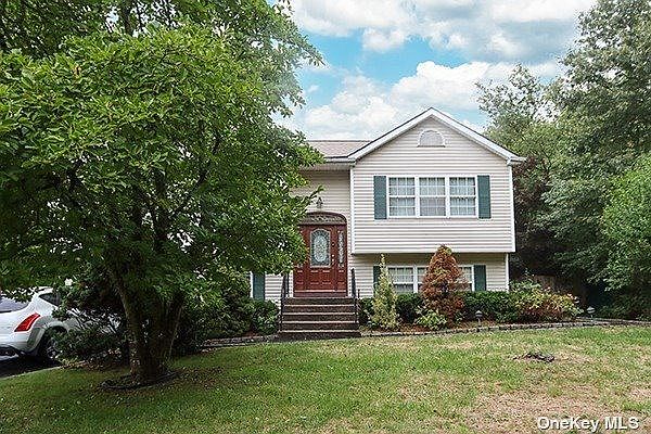 1st image of 5 Academy Ln