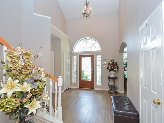 3rd image of 3019 Aspen Hollow Ln