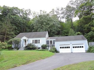 18 W Redding Rd, Danbury, CT 06810