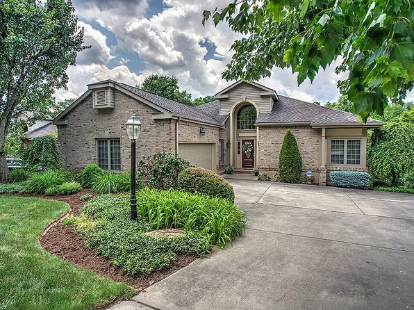 514 Wedgewood Ln, Canonsburg, PA 15317